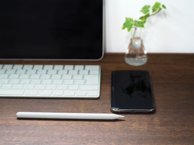 タブレットとスマートフォン